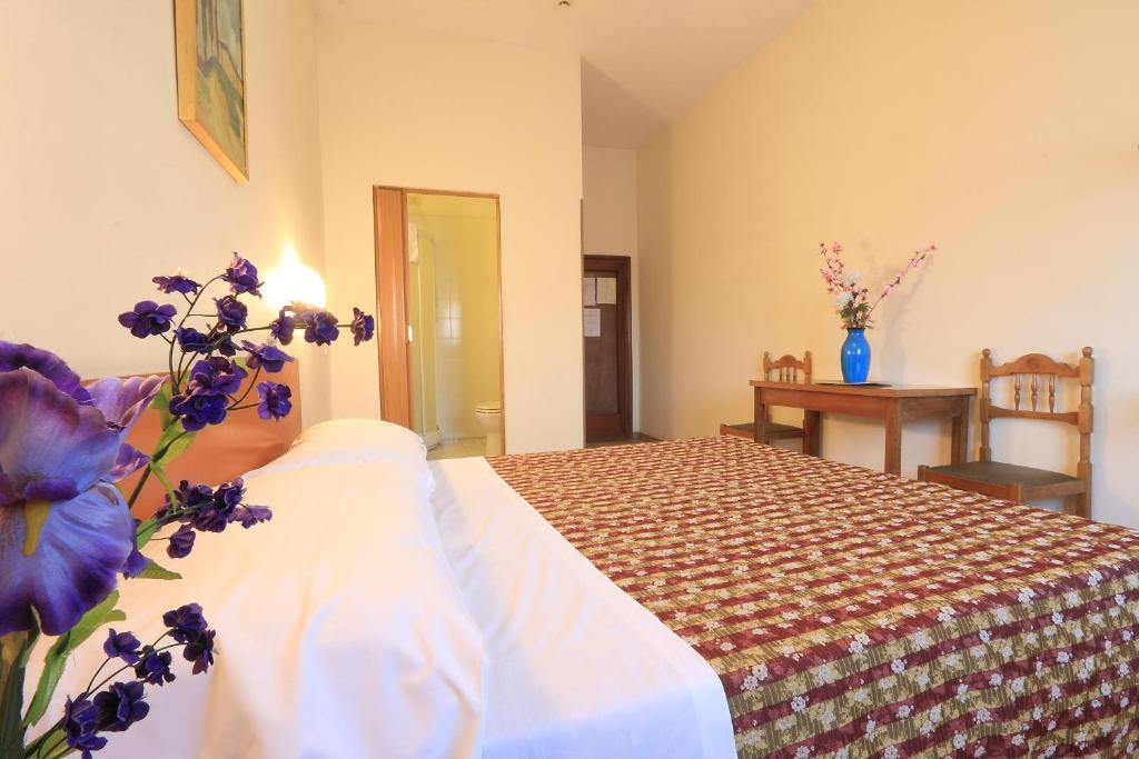 Hotel Ottaviani Флоренция Номер фото